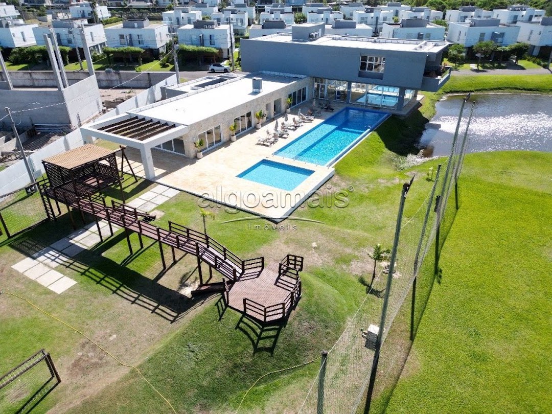 Condominio One Atlantida Houses