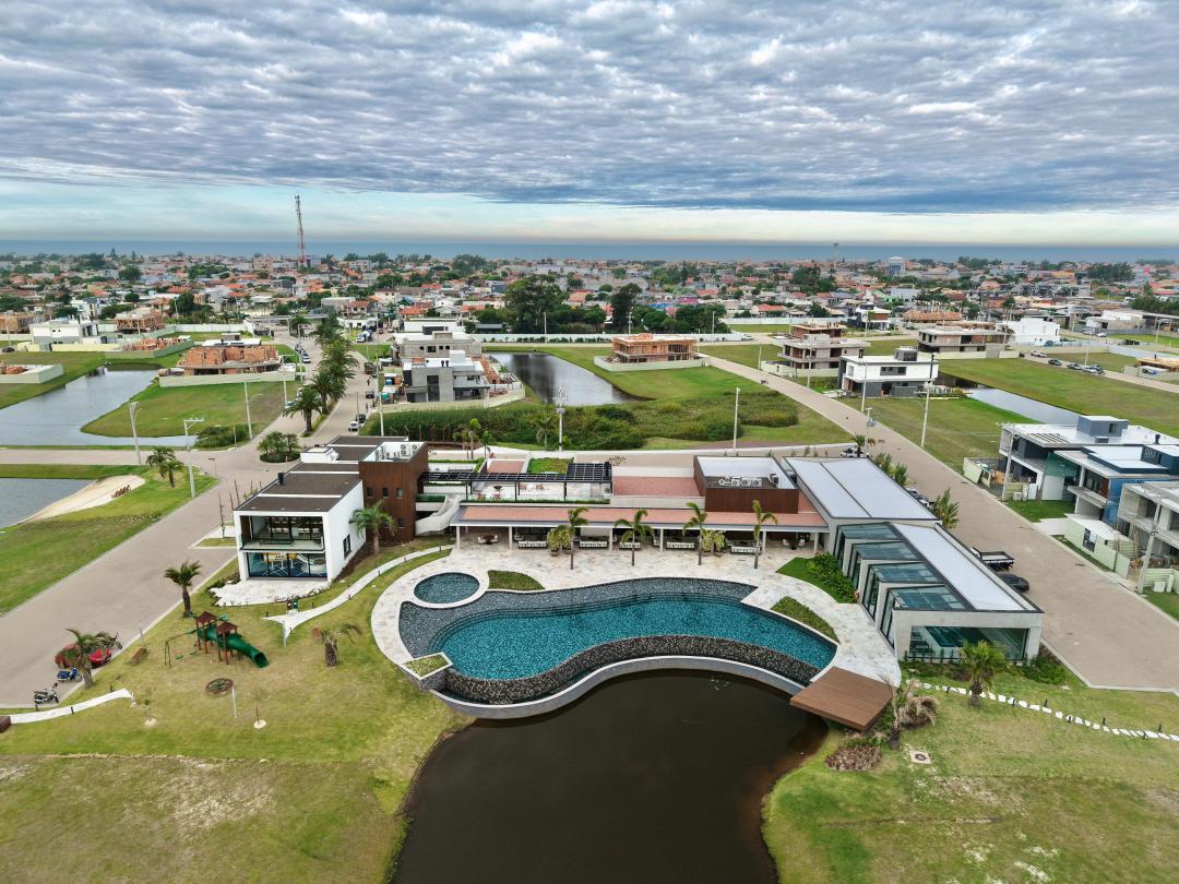 Condominio Amare Home Resort