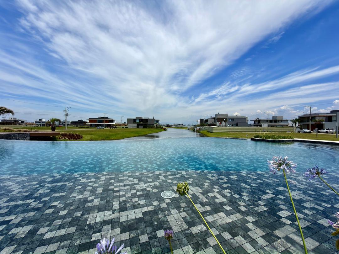 Condominio Amare Home Resort