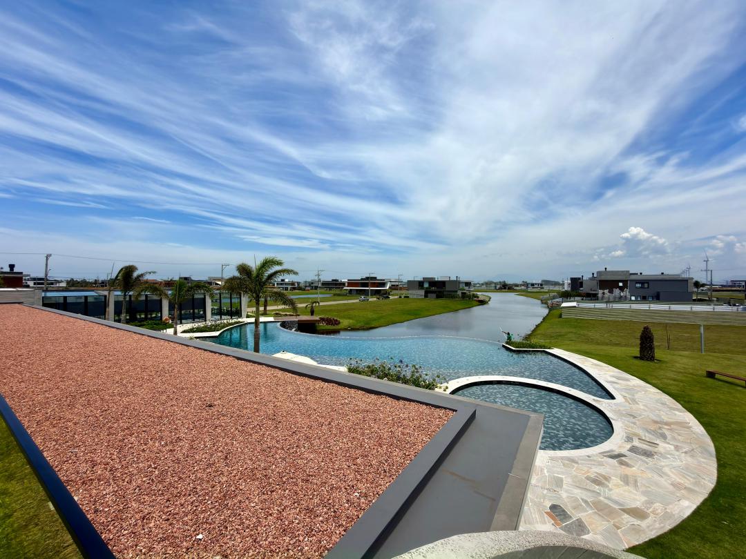 Condominio Amare Home Resort