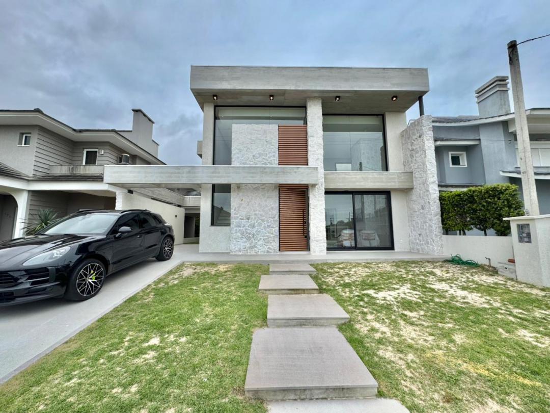 Casa em Condominio Mobiliada em Capão da Canoa - Condominio Condado de Capão