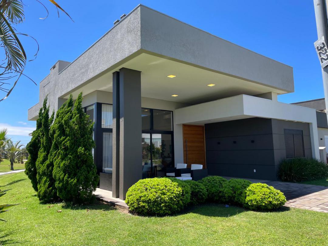 Casa em Condominio, 4 dormitórios em Condominio Riviera Xangri-La, Xangri-Lá