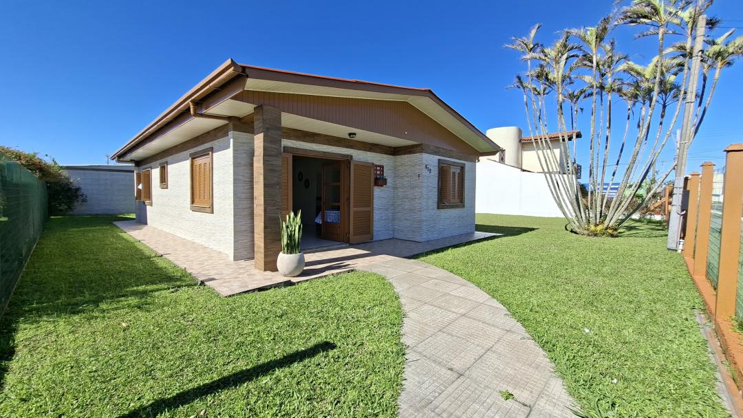 Casa Mobiliada à venda em Xangri-Lá, Rainha do Mar, 2 terrenos - 122m²