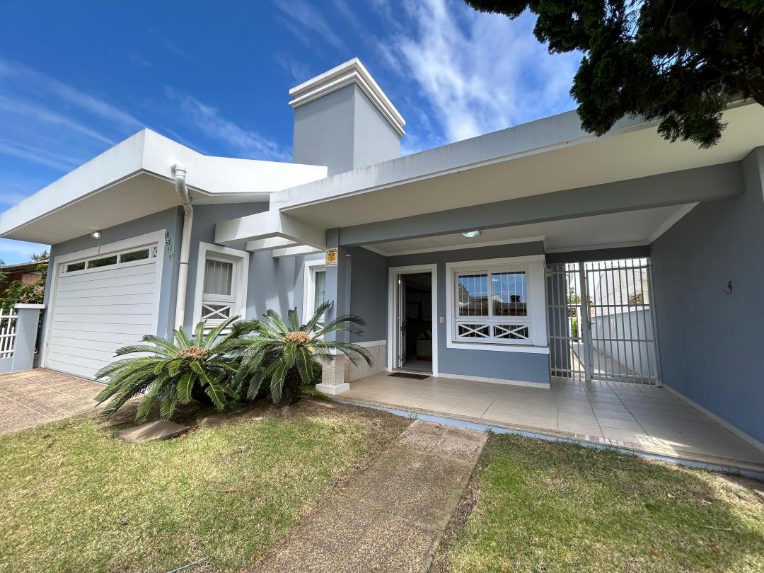 Casa Mobiliada à venda em Xangri-Lá, Centro - 155m² — Centro — Xangri-Lá