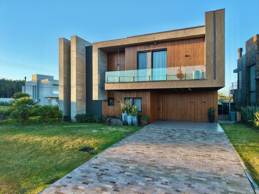Casa em Condominio Mobiliada em Capão da Canoa - Condominio Costa Serena - Venda