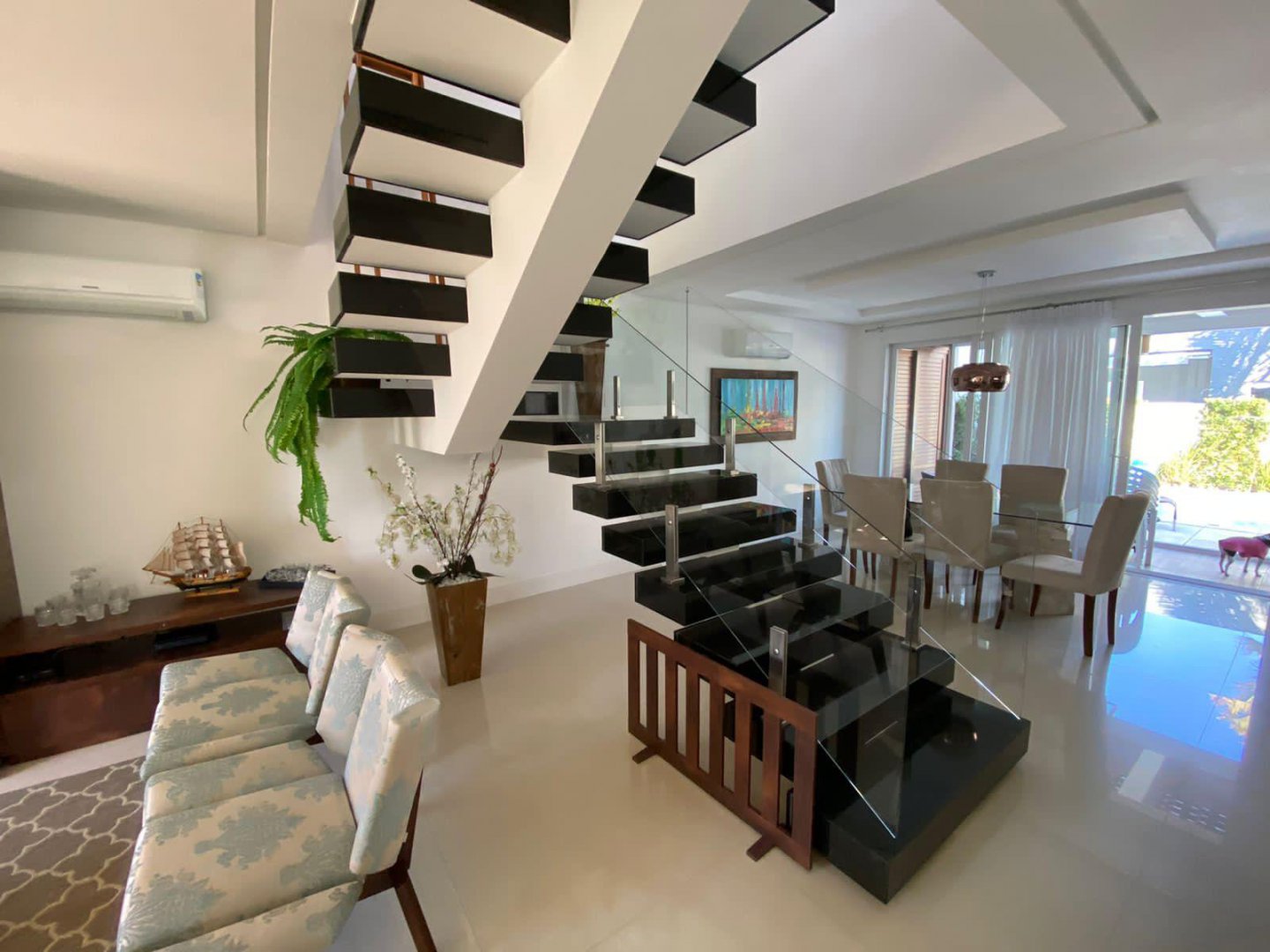 Casa Mobiliada 174m2 a Venda no Condominio Las Palmas Xangri-La
