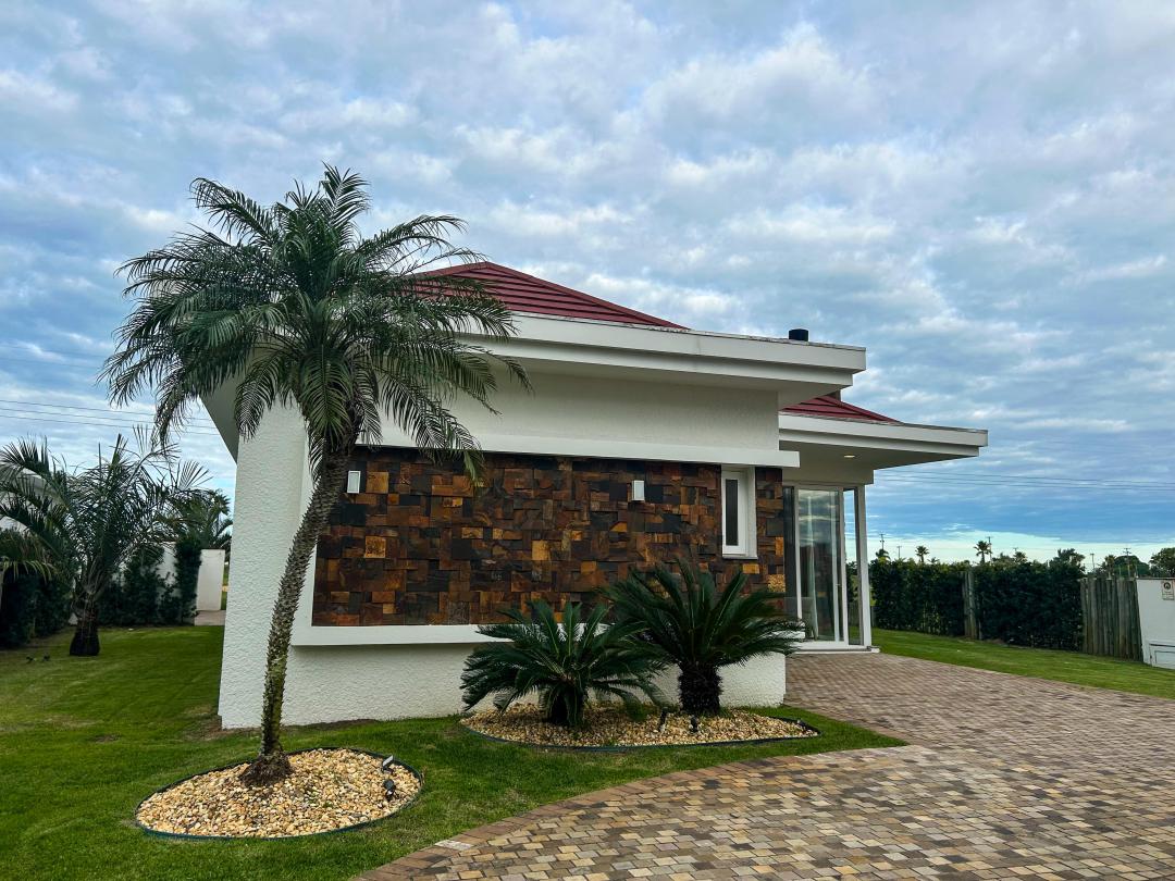 Casa em Condominio, 5 dormitórios em Condominio Green Village, Xangri-Lá