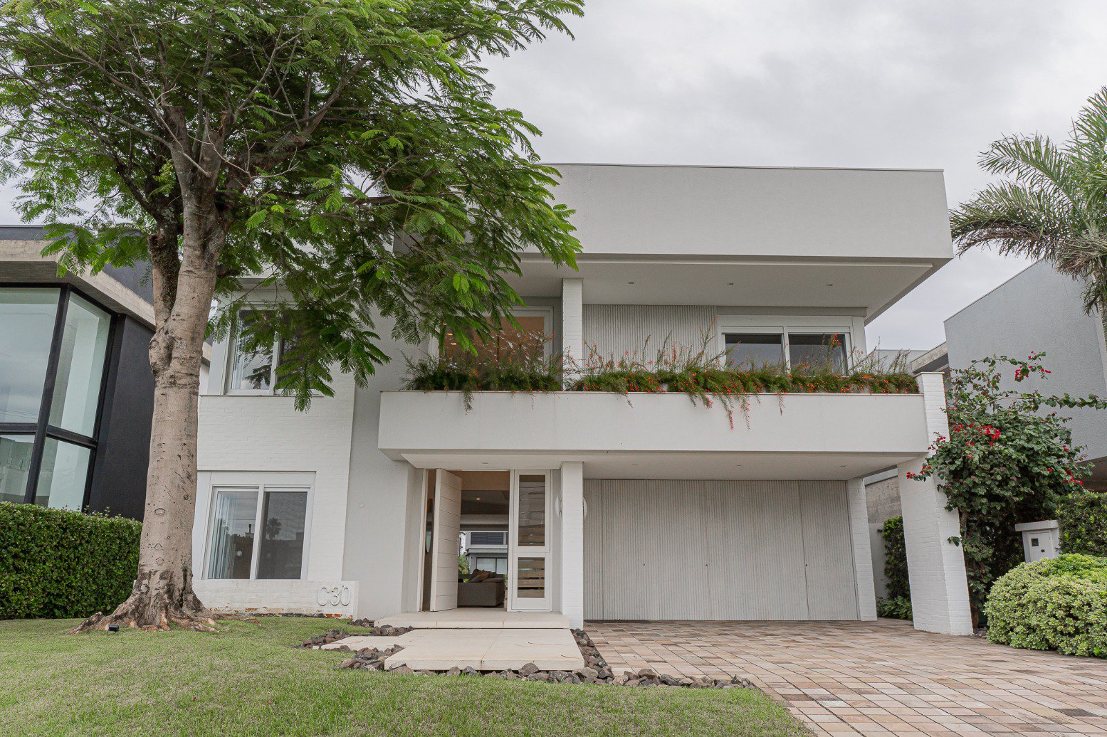 Casa Mobiliada 391m2 a venda no Condominio Enseada Lagos Xangri-La