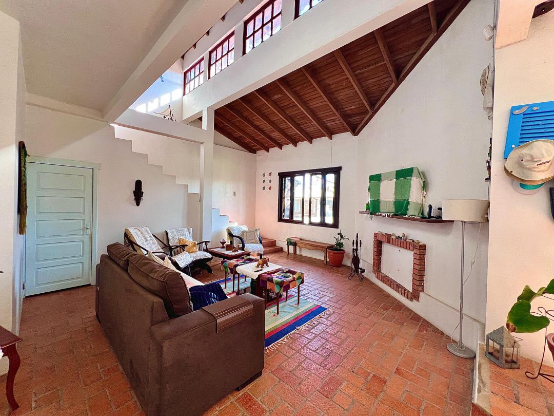 Sobrado mobiliado em Xangri-Lá, Maristela, 1 quadra do mar - 257m² - Venda