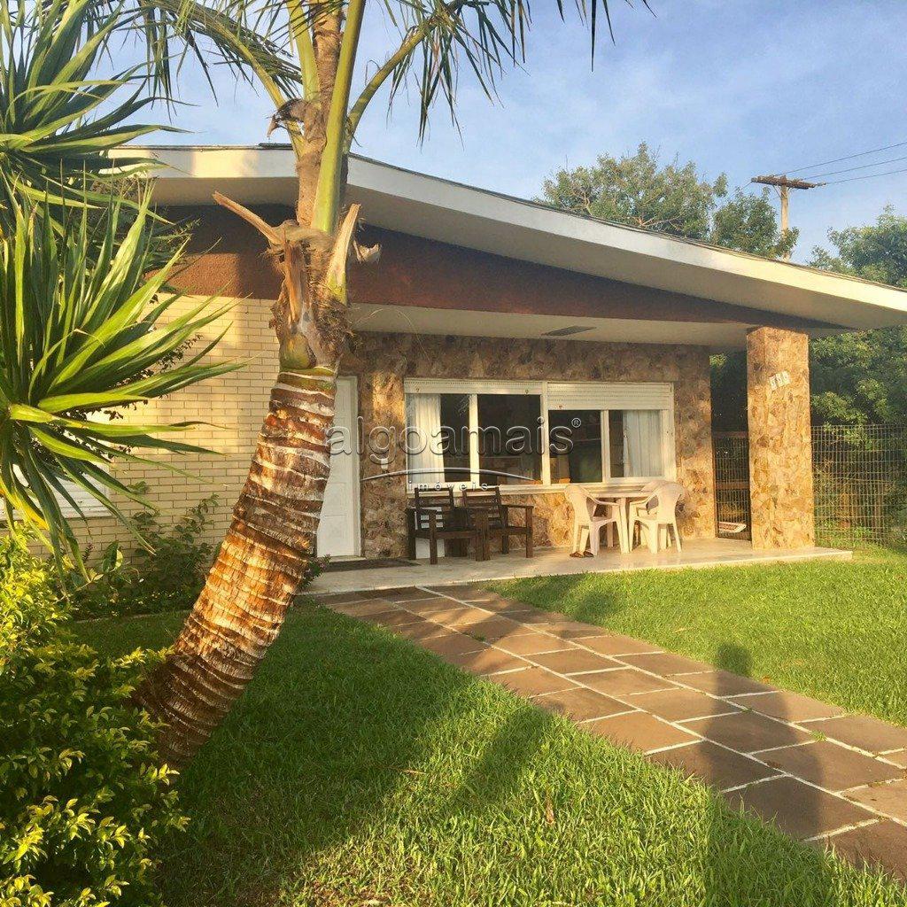Casa mobiliada à venda em Atlântida, Xangri-Lá, esquina - 202.63m²
