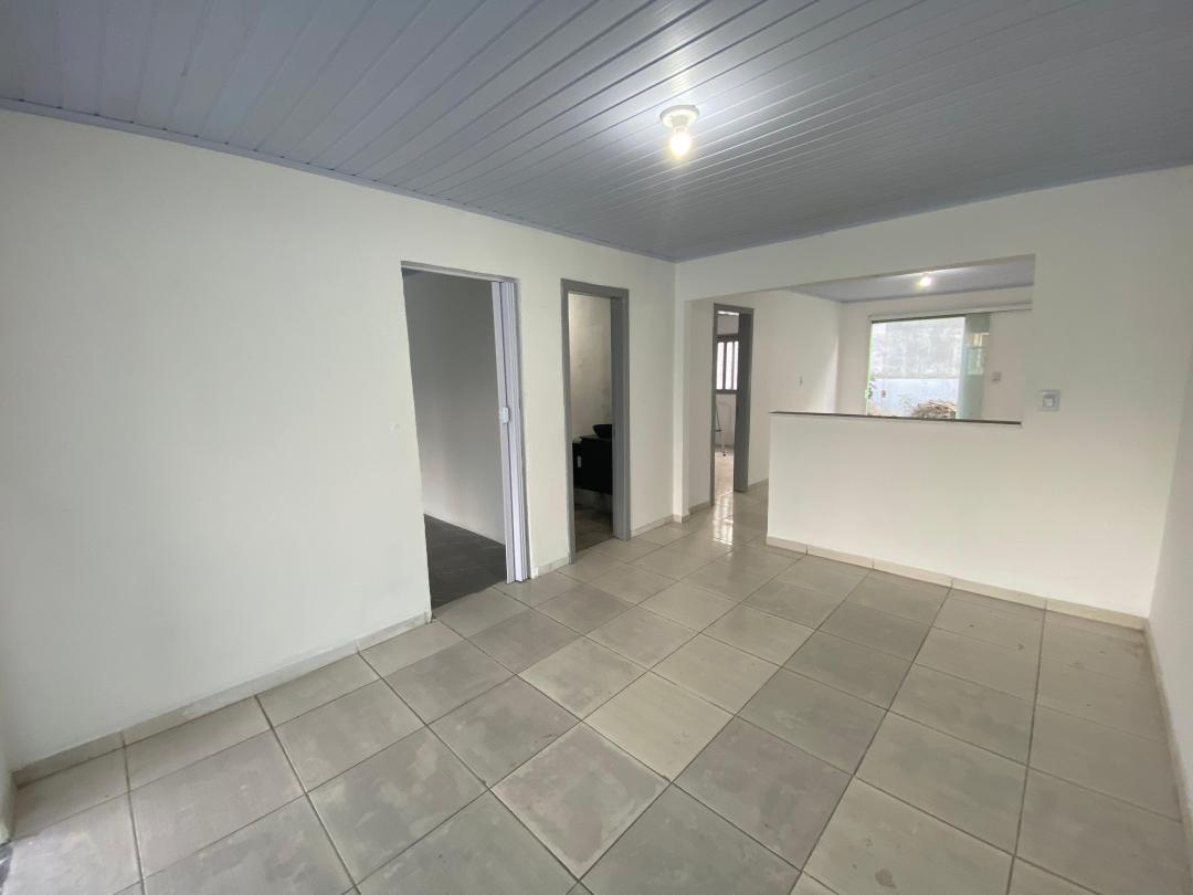 Casa à venda em Xangri-Lá, Noiva do Mar - 60m² - Churrasqueira e Quintal