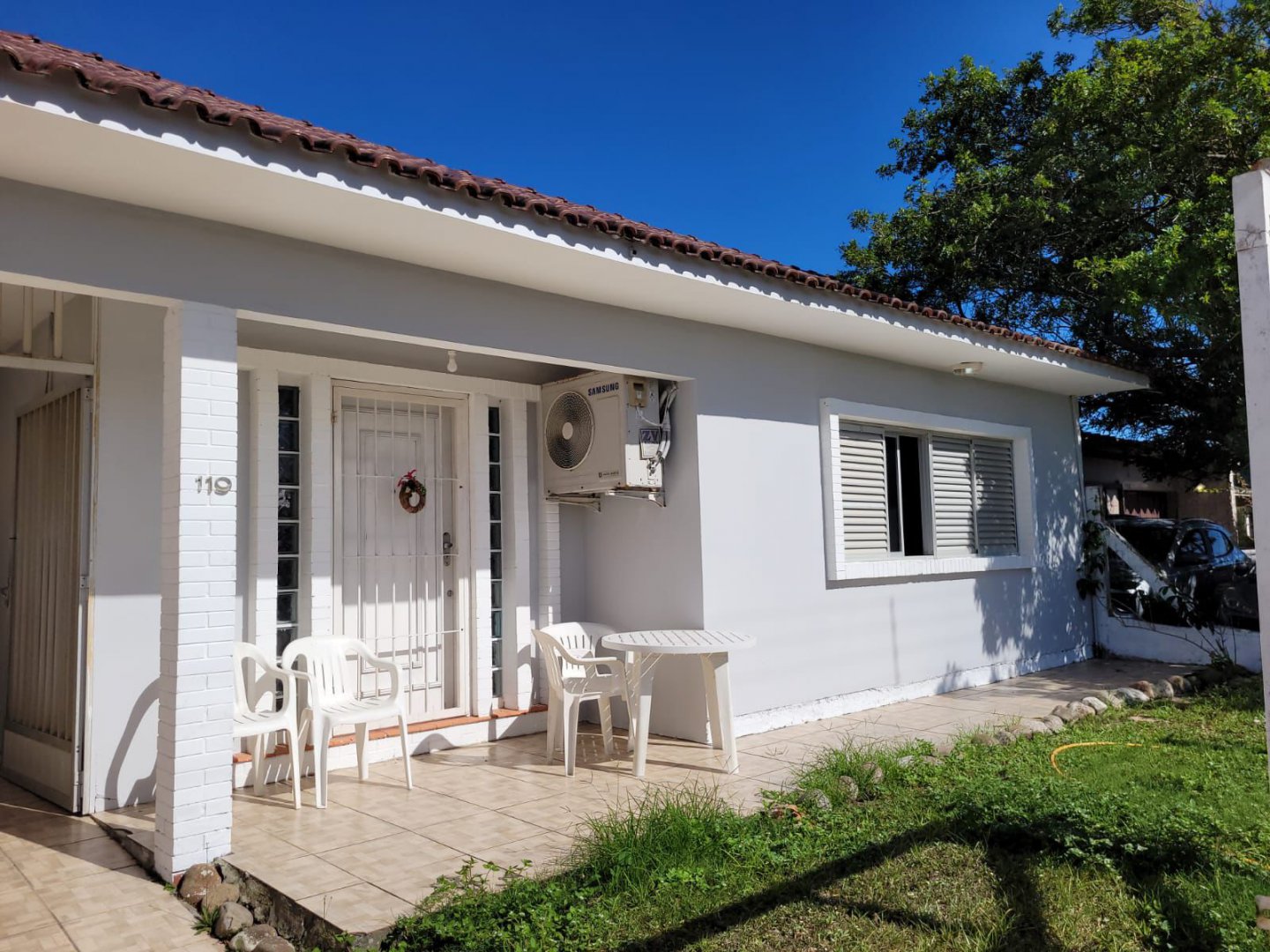 Casa Mobiliada 220m2 a Venda no Bairro Noiva do Mar em Xangri-La, próxima do mar