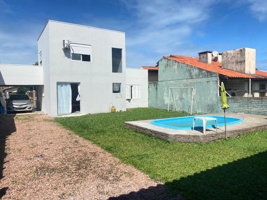 Casa mobiliada à venda em Xangri-Lá, Centro - 138m²