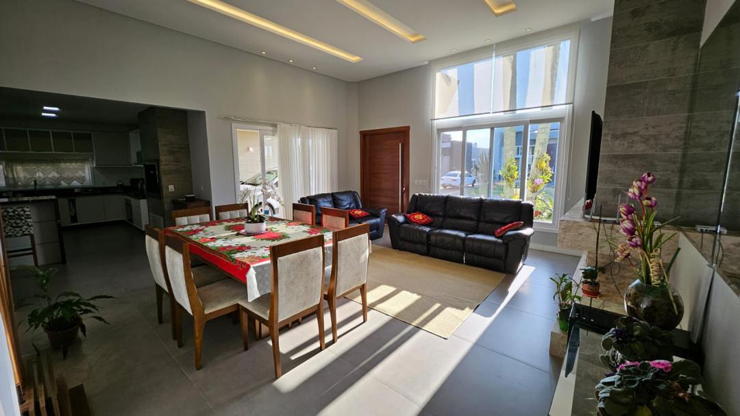 Casa em Condominio Mobiliada em Capão da Canoa - Condominio Dubai Resort com Piscina Térmica e Quadras Esportivas