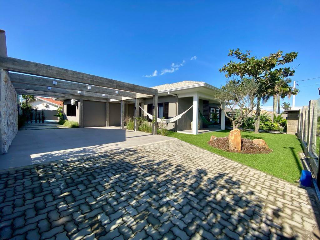 Casa Mobiliada 295m2 à Venda em Atlântida Xangri-Lá — Atlântida — Xangri-Lá
