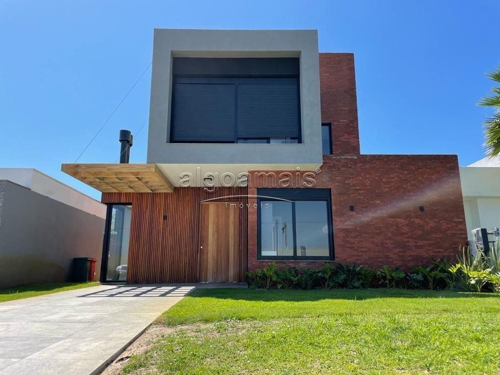 Casa em Condominio, 4 dormitórios em Condominio Riviera Xangri-La, Xangri-Lá
