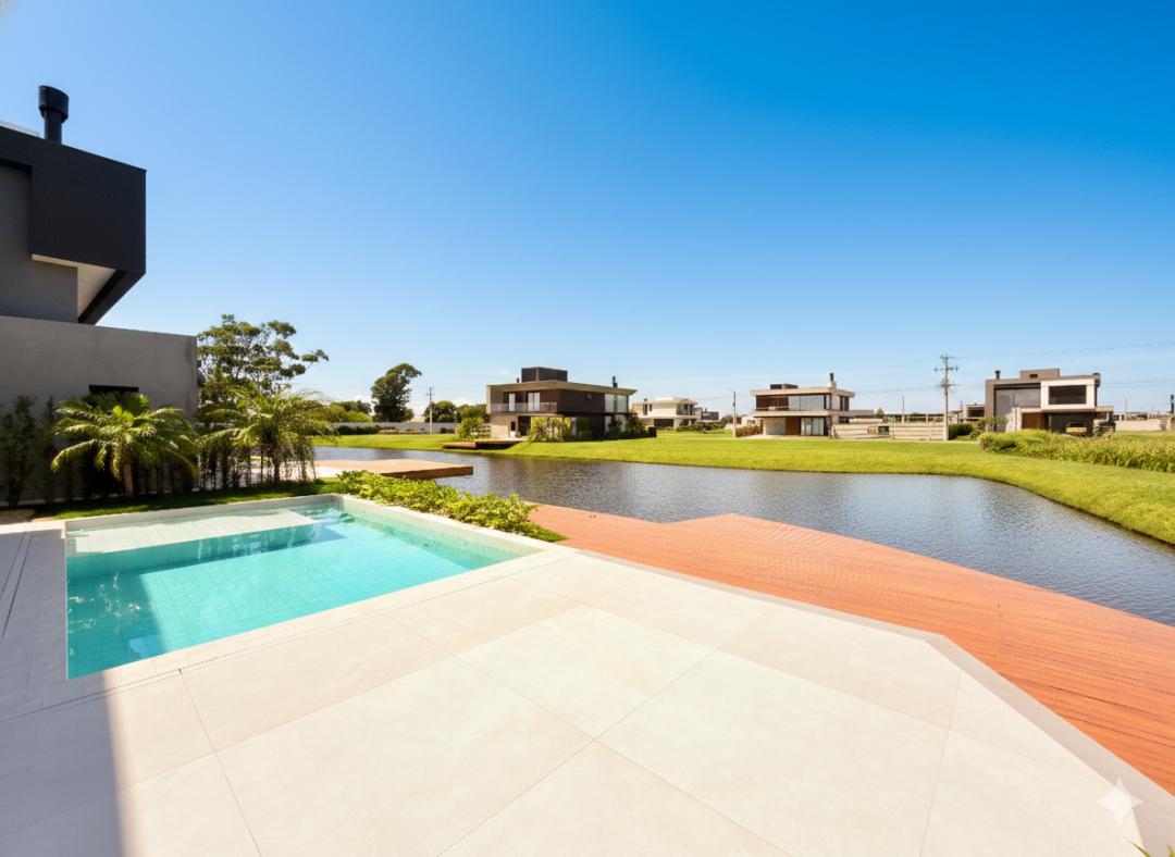 Casa em Condominio, 5 dormitórios em Condominio Amare Home Resort, Xangri-Lá