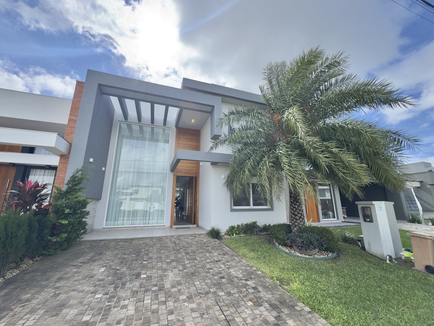 Casa Mobiliada 220m2 à Venda no Condominio Blue Xangri-La