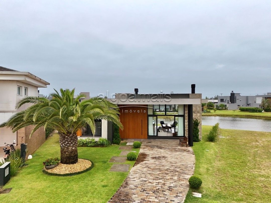 Casa em Condominio, 4 dormitórios em Condominio Riviera Xangri-La, Xangri-Lá
