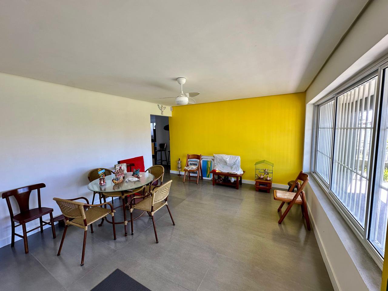 Casa Mobiliada com Piscina à Venda em Rainha do Mar Xangri-Lá, próxima do mar