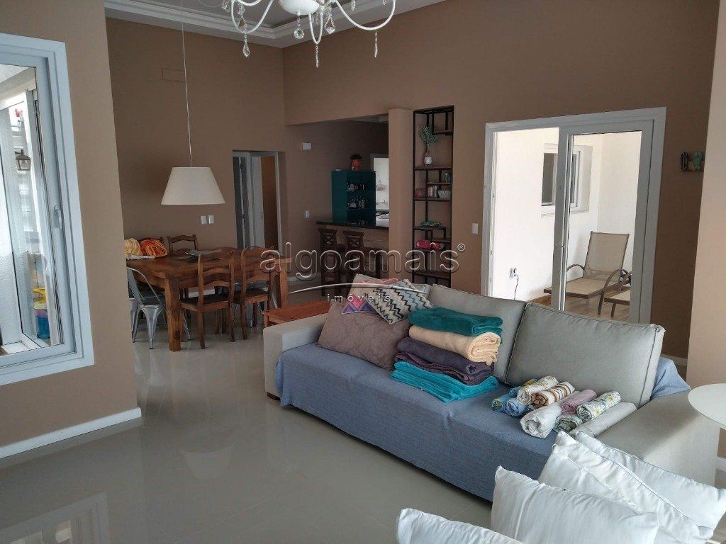 Casa em Condominio, 3 dormitórios em Condominio Las Palmas Xangri-Lá, Xangri-Lá