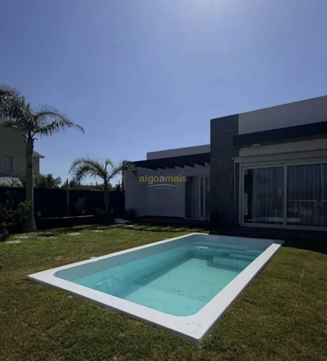 Casa Mobiliada com Piscina em Xangri-Lá, Rainha do Mar, próxima do mar - Venda