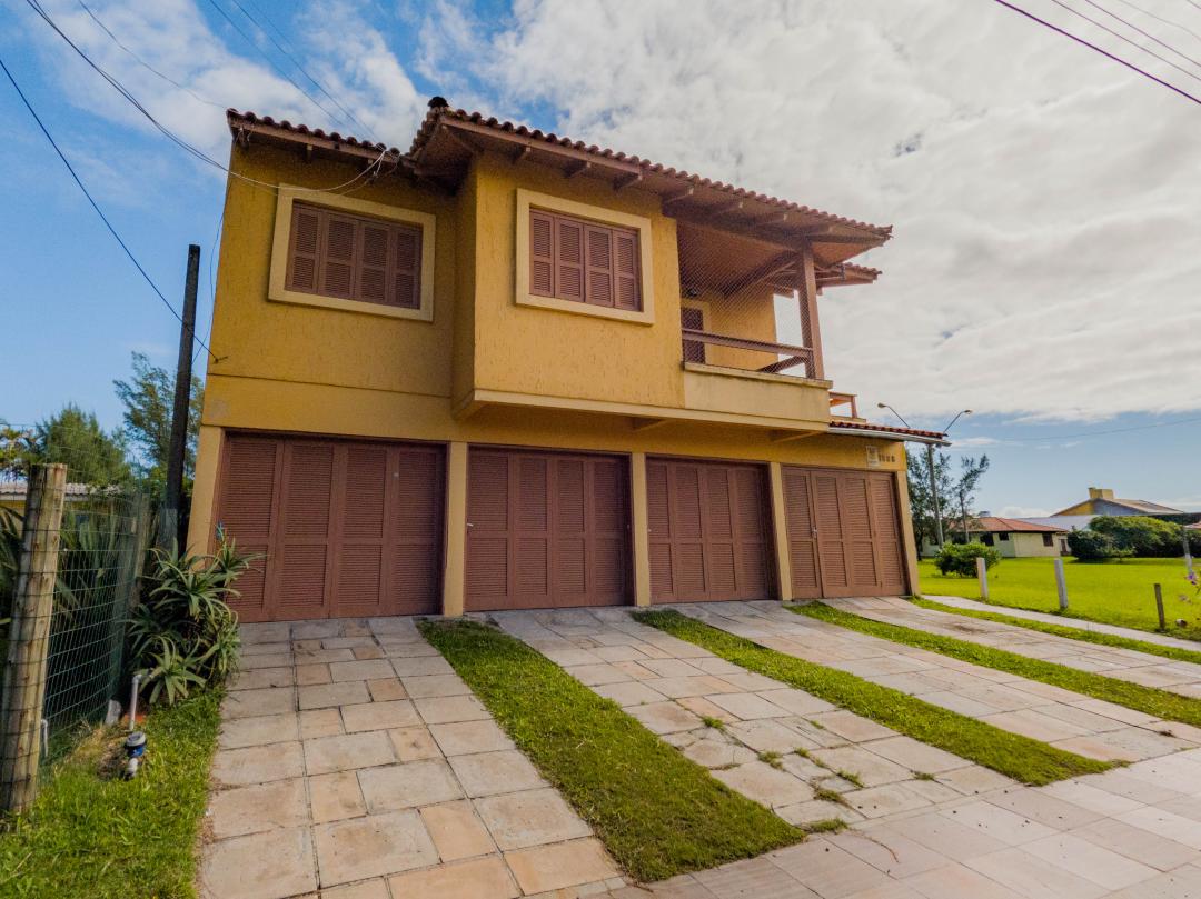 Sobrado com vista para o mar em Xangri-Lá no Centro - Mobiliado - 83m²