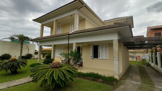 Sobrado Mobiliado com Piscina em Xangri-Lá, Rainha do Mar, 2 terrenos, próximo do mar - Venda