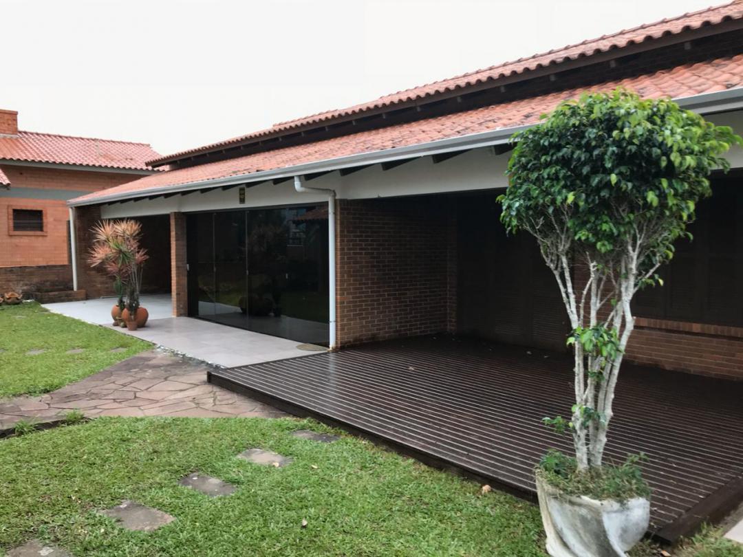 Casa Mobiliada à venda em Xangri-Lá, Arpoador, próxima do mar - 86m²