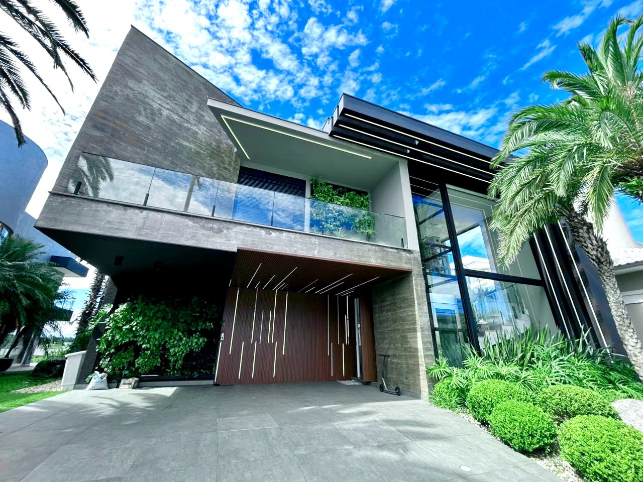 Casa em Condominio à venda em Capão da Canoa - Condominio Velas da Marina - Mobiliada e Decorada