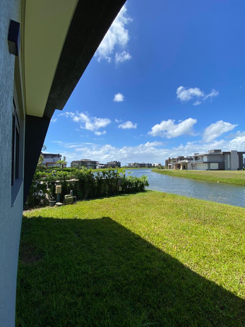 Casa em Condominio, 4 dormitórios em Condominio Costa Serena, Capão da Canoa
