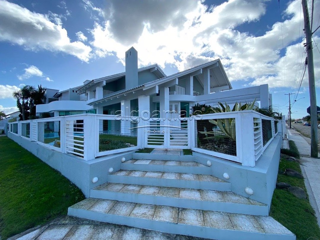 Sobrado, 5 dormitórios - Centro, Xangri-Lá