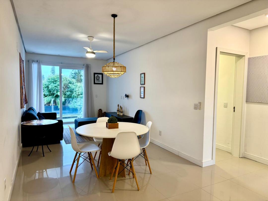 Apartamento mobiliado à venda em Xangri-Lá, próximo do mar, Residencial Isabella, 81m²