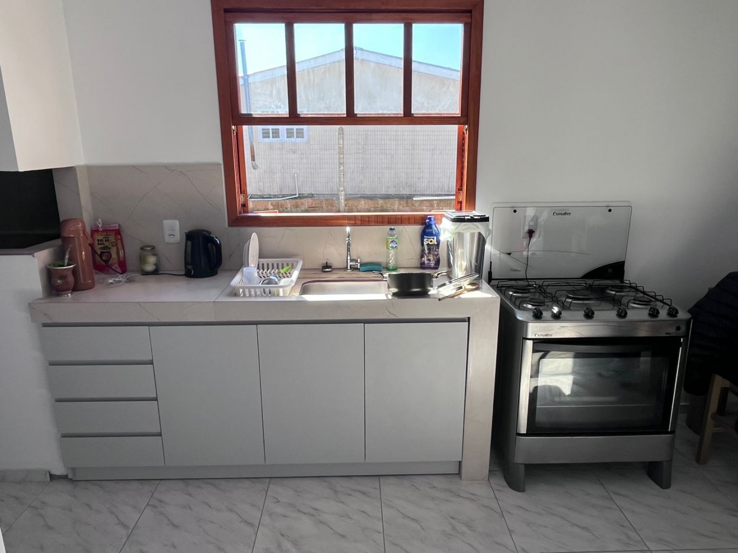 Casa Mobiliada à Venda no Bairro Maristela em Xangri-Lá