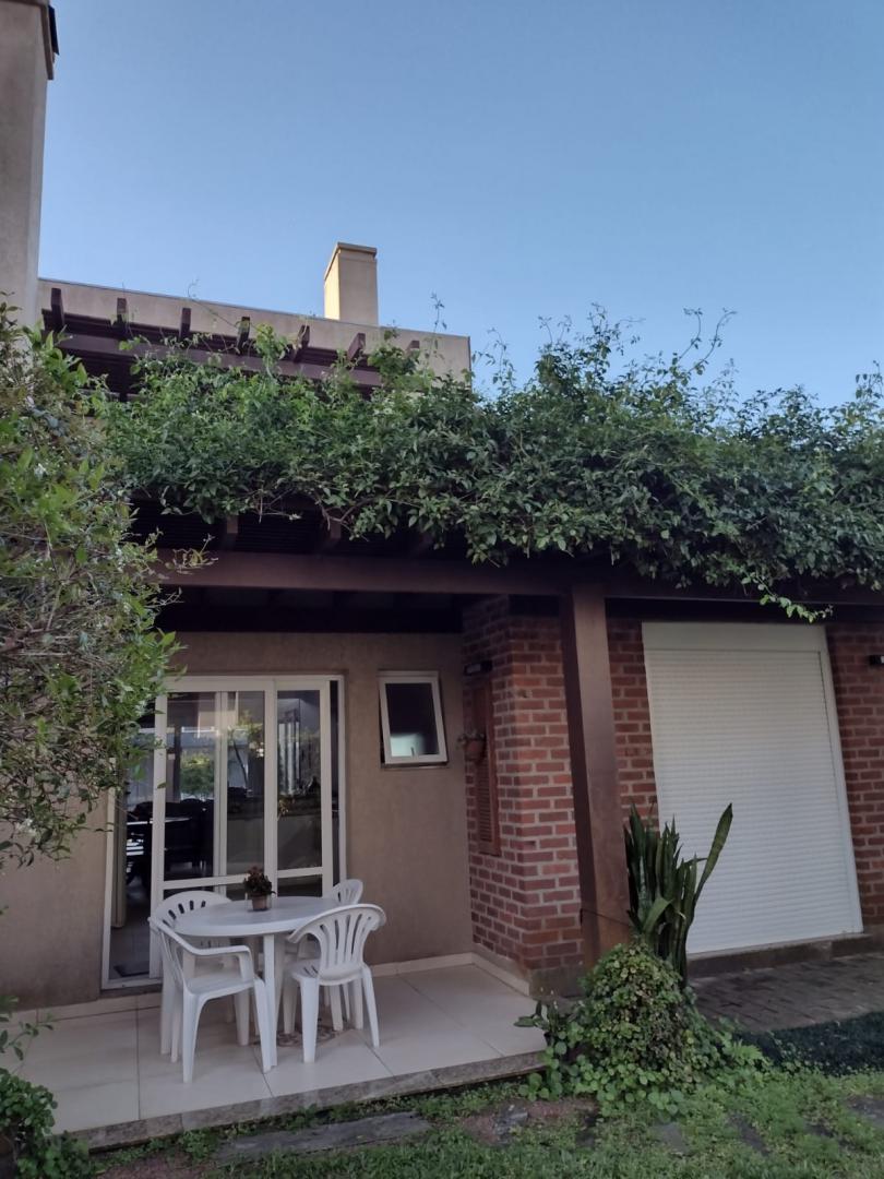Casa em Condominio Mobiliada em Condominio Las Palmas Xangri-Lá - Venda