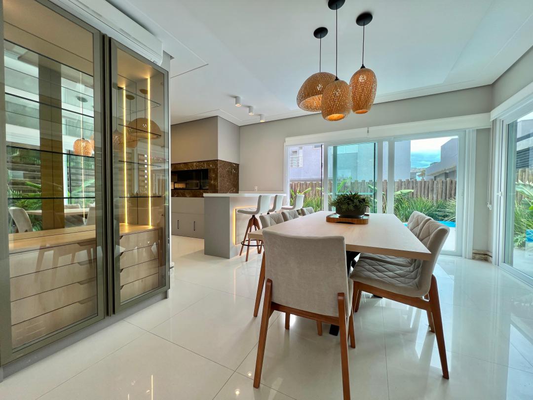 Casa em Condominio, 5 dormitórios em Condominio Condado de Capao, Capão da Canoa
