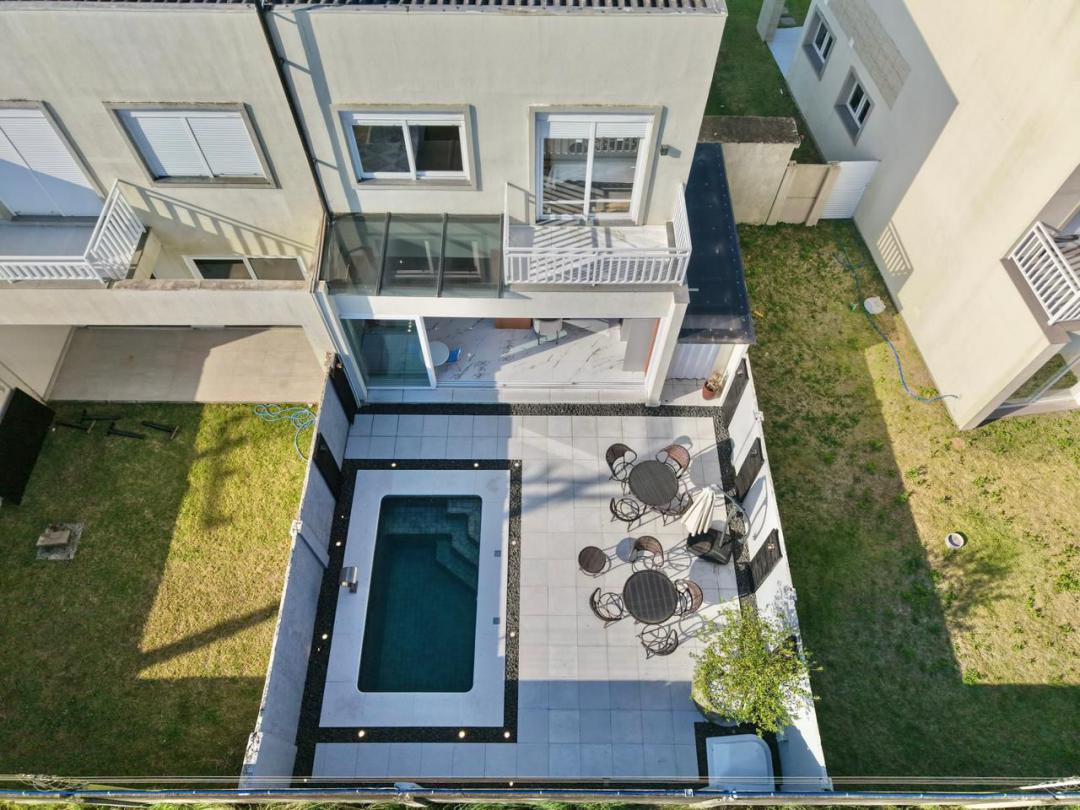 Casa em Condominio Mobiliada em Xangri-Lá - Condominio Pateo Marbella - Venda