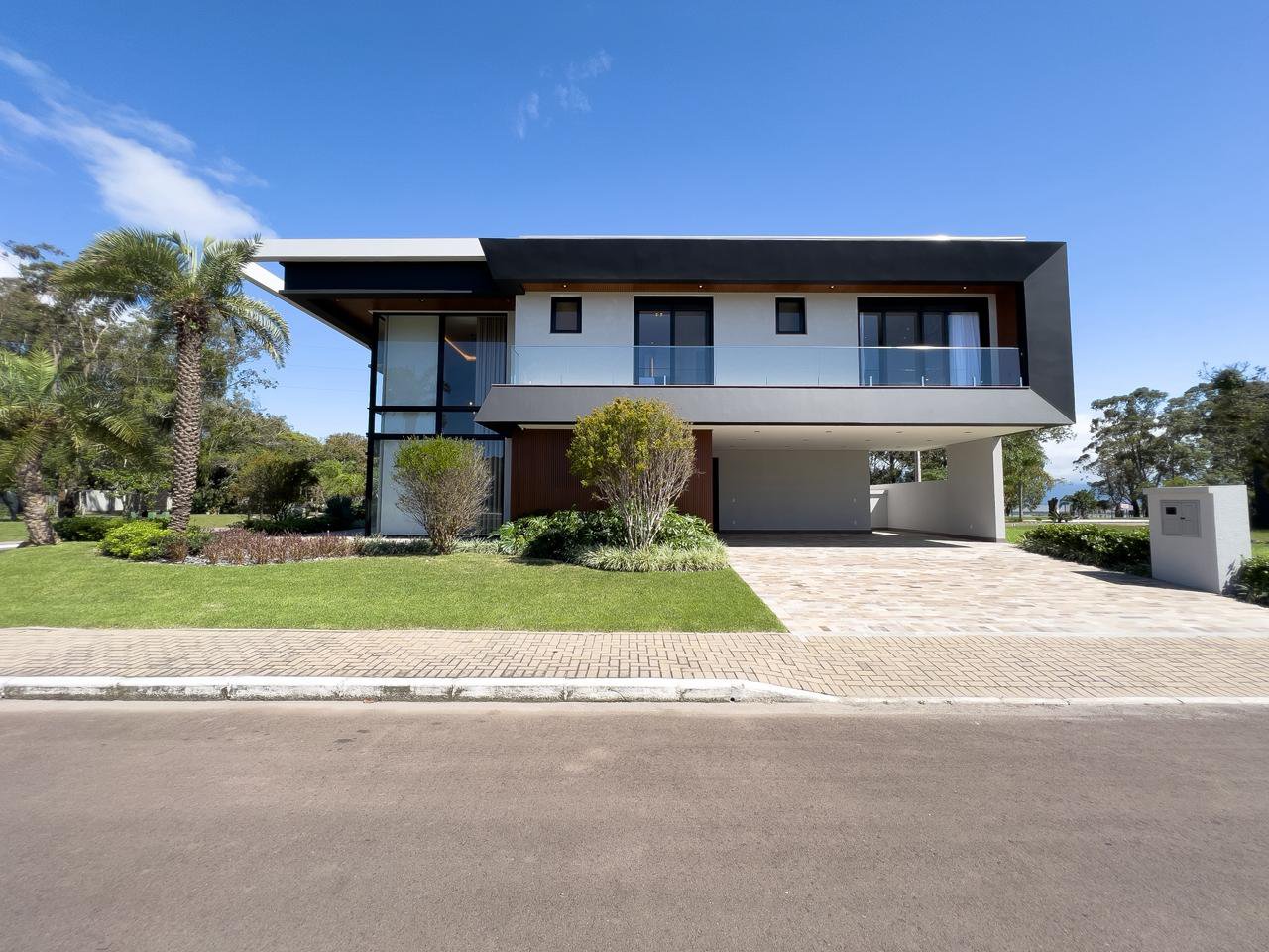 Casa de luxo mobiliada 450m2 no Condominio Velas da Marina Capao da Canoa