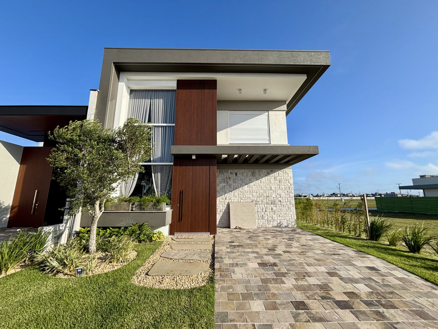 Casa Mobiliada à Venda no Condominio Joy em Xangri-Lá