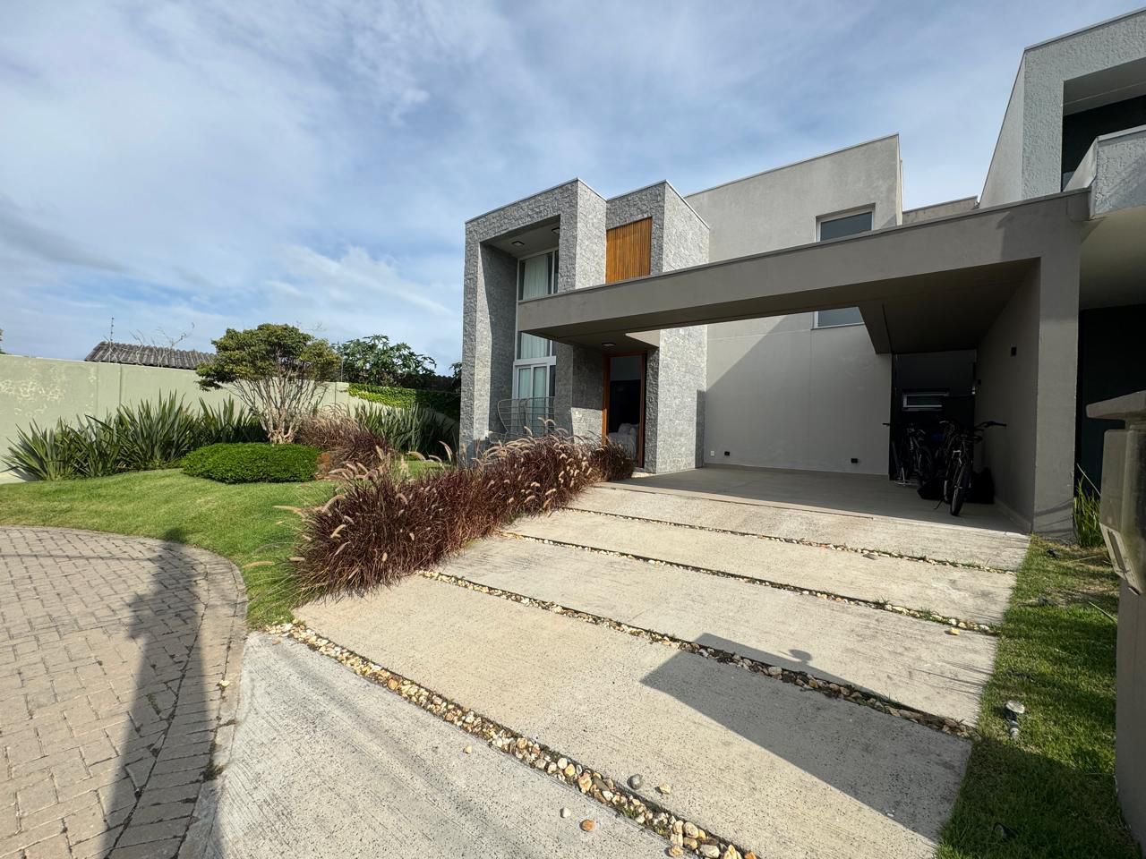 Casa Mobiliada 200m2 à Venda no Condominio Sunset Xangri-Lá