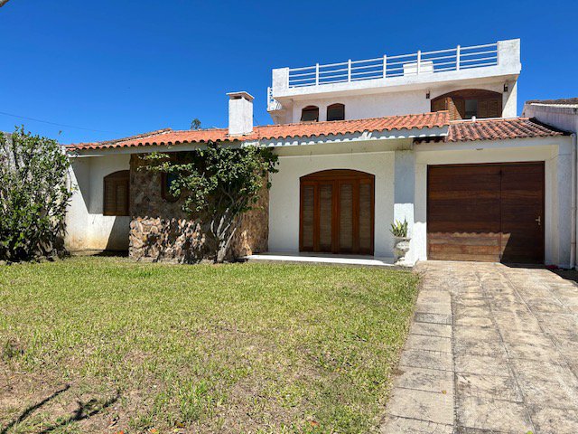Sobrado Mobiliado 231m2 a Venda em Rainha do Mar Xangri-La, 1 quadra do mar