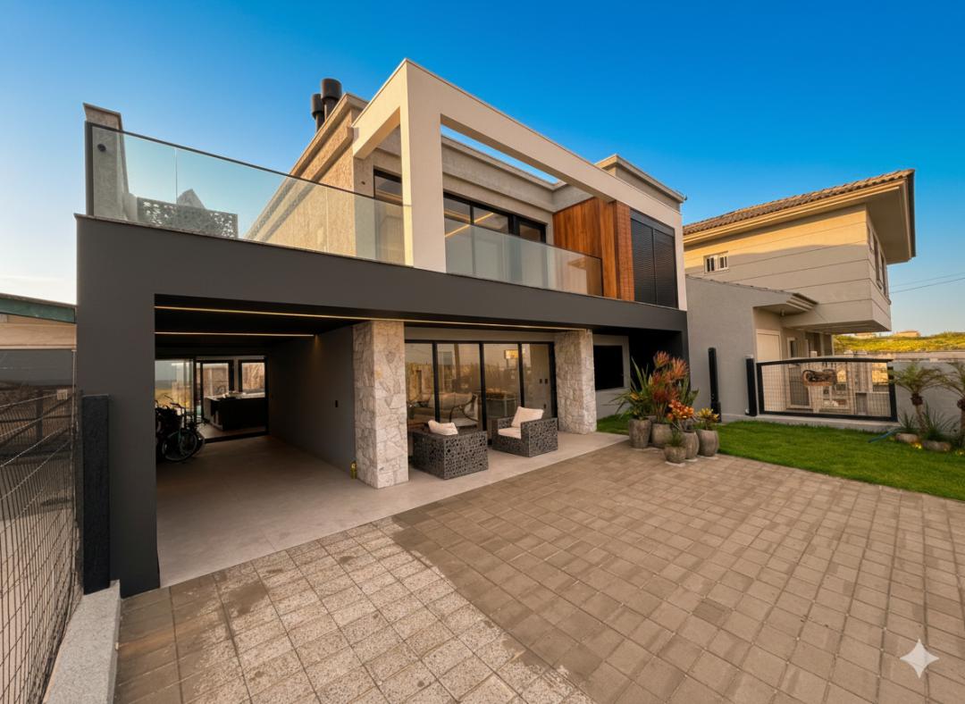 Sobrado, 6 dormitórios - Centro, Xangri-Lá