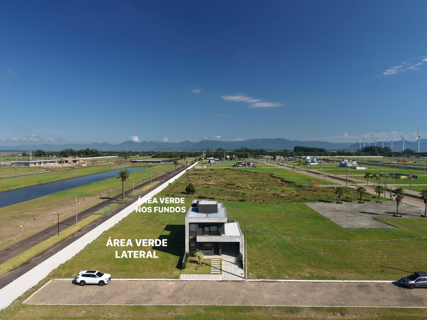 Sobrado 230m2 à venda no Nova Xangri-Lá pronto para morar