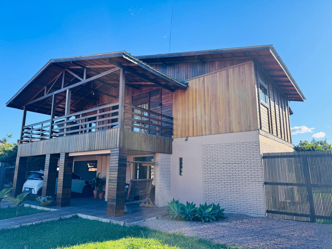 Sobrado Mobiliado à Venda em Atlântida, Xangri-Lá