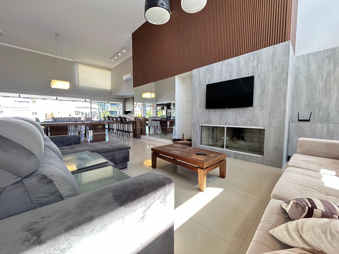 Casa em Condominio, 4 dormitórios em Condominio Malibu Beach Residence, Xangri-Lá