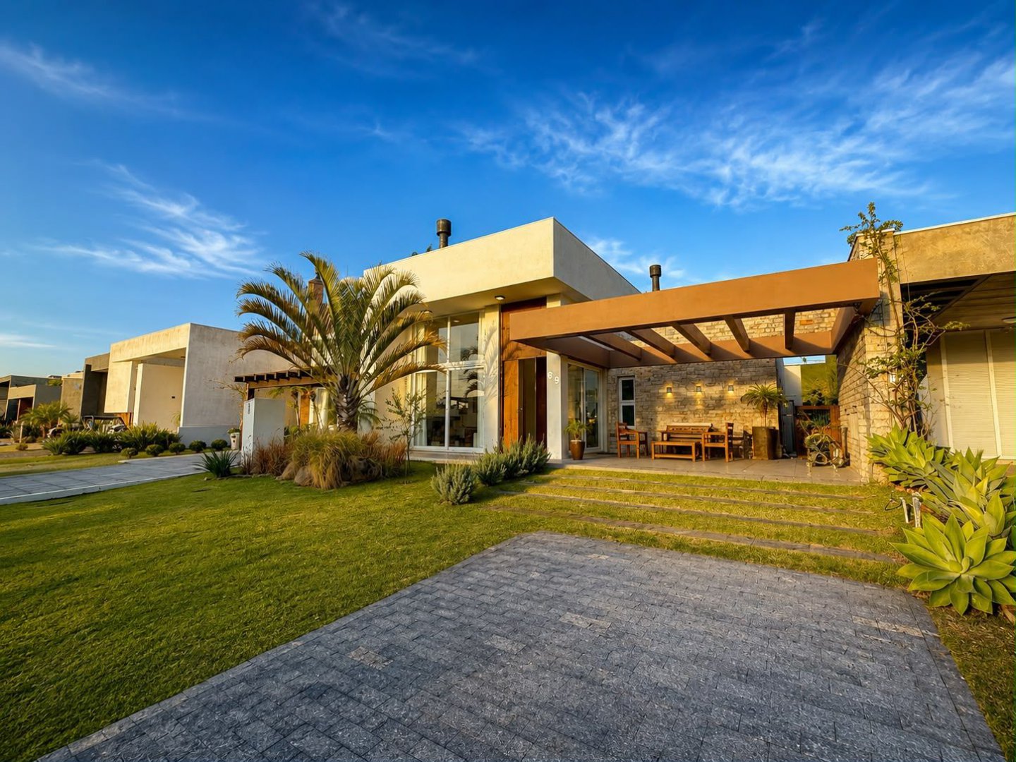 Casa Mobiliada 180m2 no Condominio Riviera Xangri-La