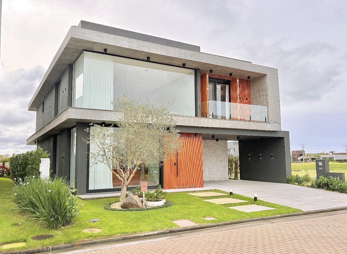Casa Mobiliada à Venda no Amare Home Resort em Xangri-Lá