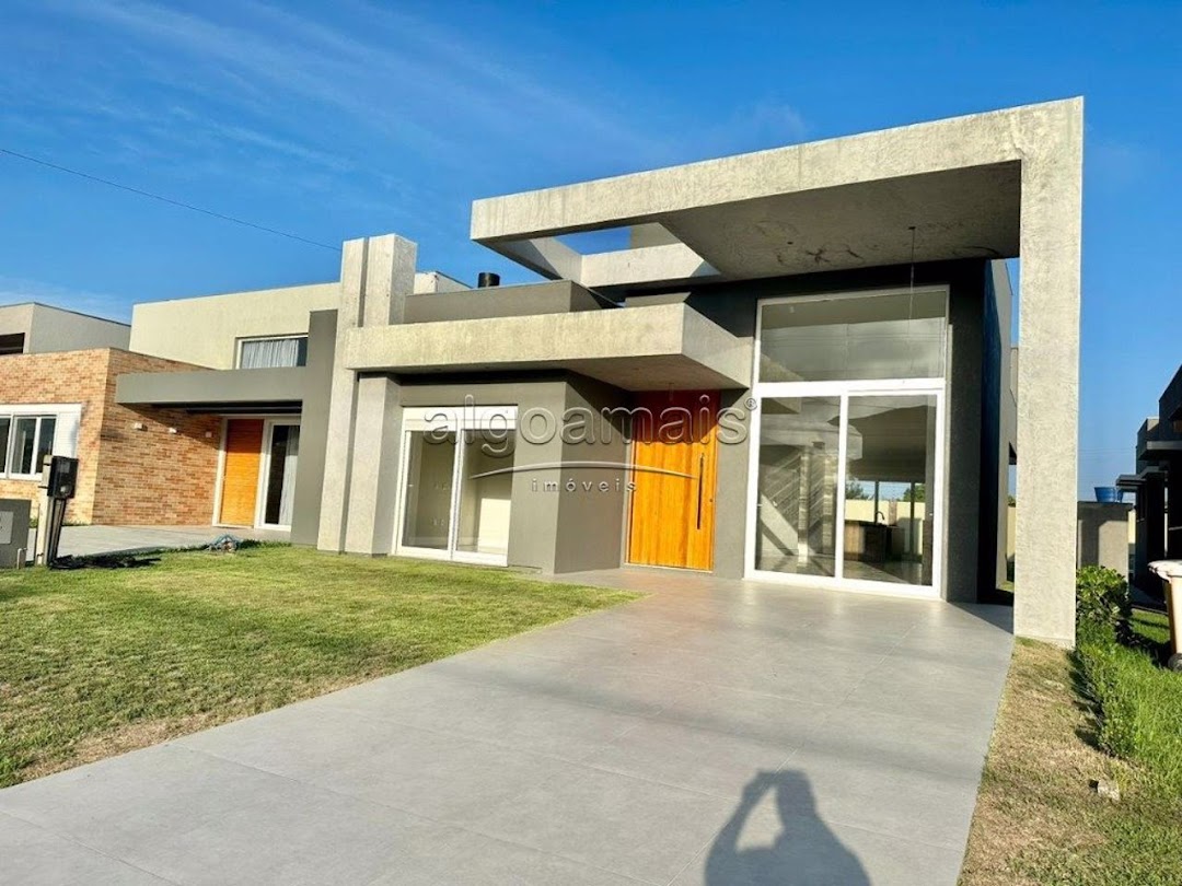 Casa em Condominio, 4 dormitórios em Condominio Riviera Xangri-La, Xangri-Lá