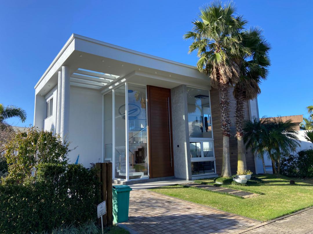 Casa em Condominio Mobiliada em Condominio Las Palmas Xangri-Lá - Venda