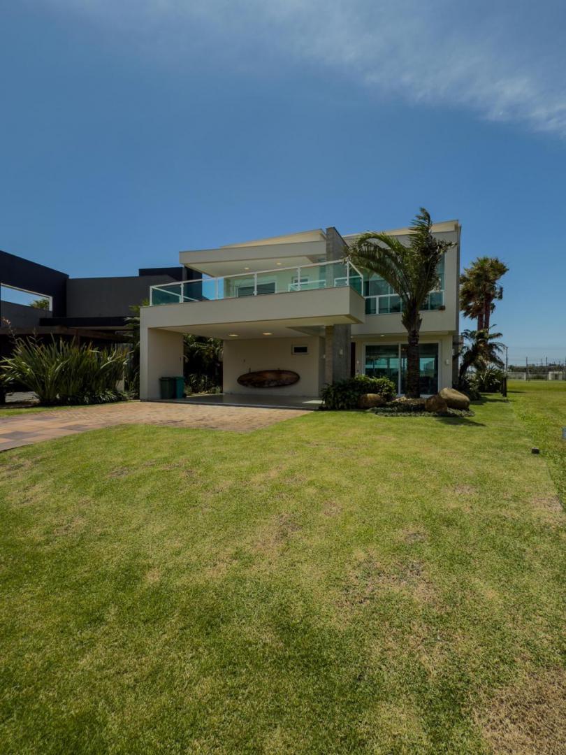 Casa em Condominio Mobiliada em Condominio Enseada Lagos Xangri-Lá - Venda